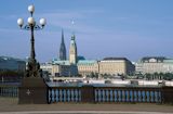 Mit dem Schiff zur Oper und zur Elbphilharmonie